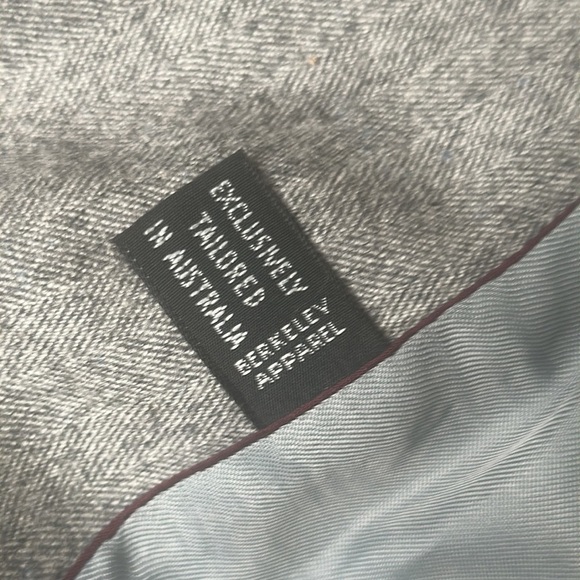 VTG Australia 100% Wool Eagles Clothes Two Button Blazer Chevron Gray Large - Picture 10 of 13